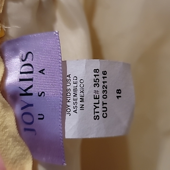 Girls dress - Picture 3 of 3